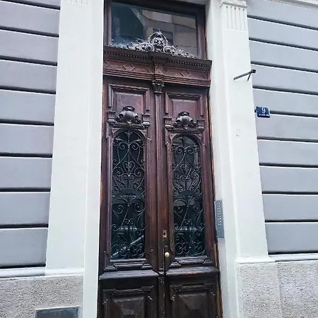 Excelsior * Триест